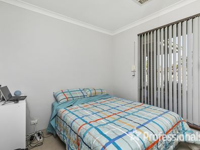 43 Kingfisher Avenue, Ballajura WA 6066