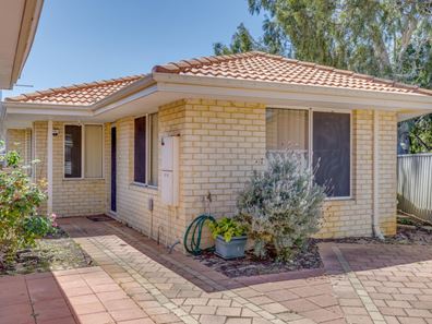 12B Griffith Way, Thornlie WA 6108