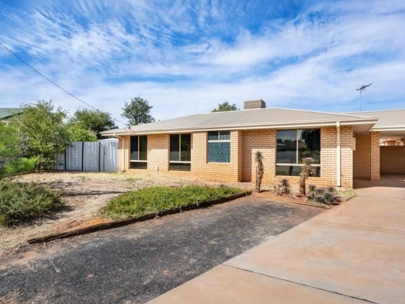 16A Jarvis Place, Hannans WA 6430