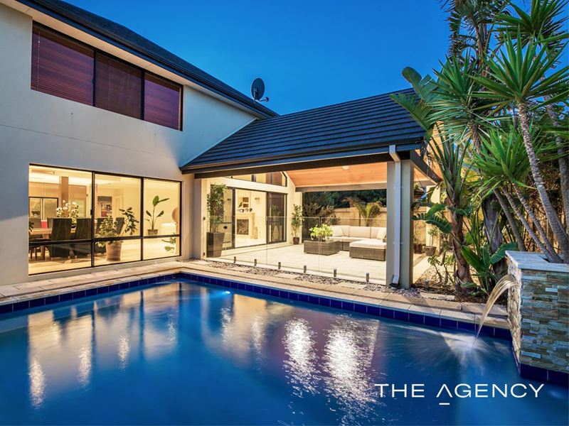 1 Bramston Circus, Secret Harbour WA 6173