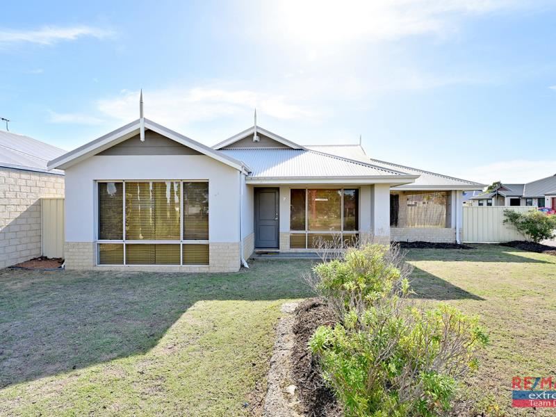 7 Edgeworth Circuit, Tapping WA 6065