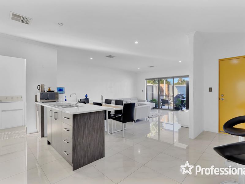14A Rotsee Place, Champion Lakes