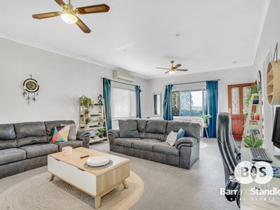 39 Simpson Street, Collie WA 6225