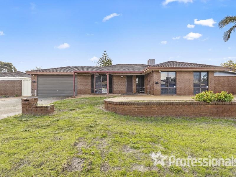 4 Cahow Grove, Ballajura