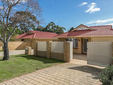 2/6 Groves Avenue, Attadale WA 6156