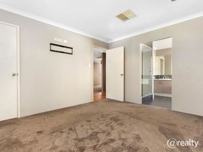 15 Rathbun Street, Secret Harbour WA 6173