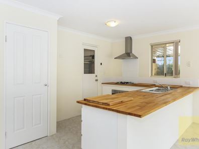 4 Sykes Cove, Clarkson WA 6030