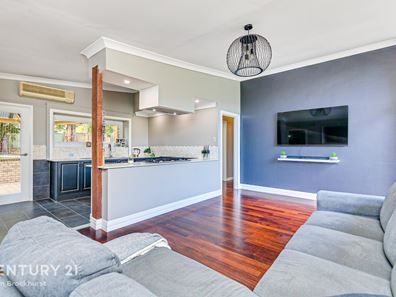 14 Enid Road, Kalamunda WA 6076