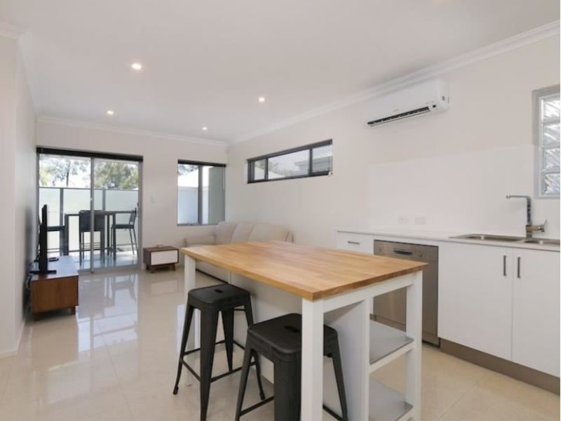 7/379 Daly Street, Cloverdale