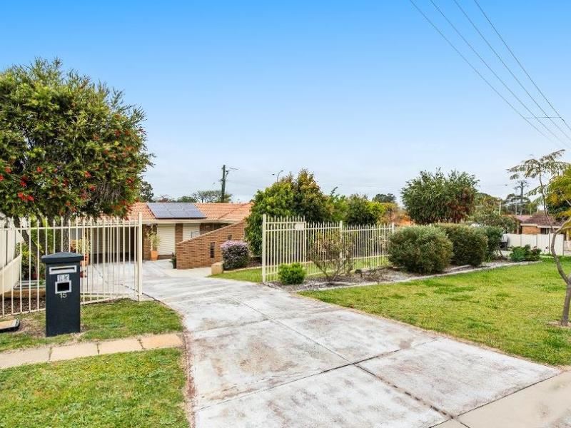 15 McBain Court, Langford