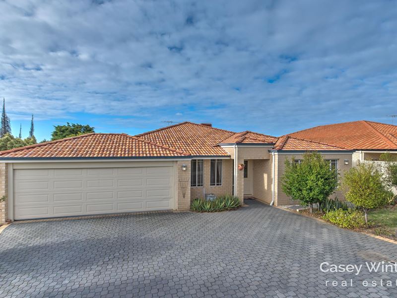 94 Selkirk Drive, Kinross