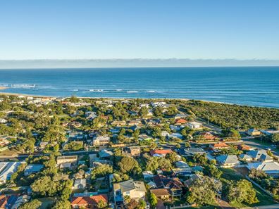 7B Baloo Crescent, Falcon WA 6210