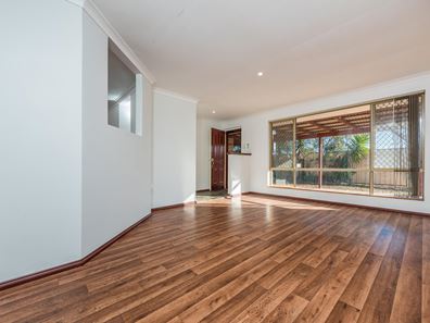 18 Loftia View, Clarkson WA 6030