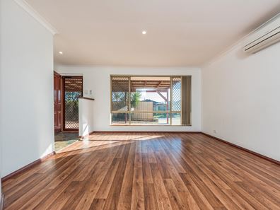 18 Loftia View, Clarkson WA 6030