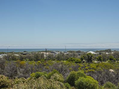 41 McAllister Blvd, Clarkson WA 6030