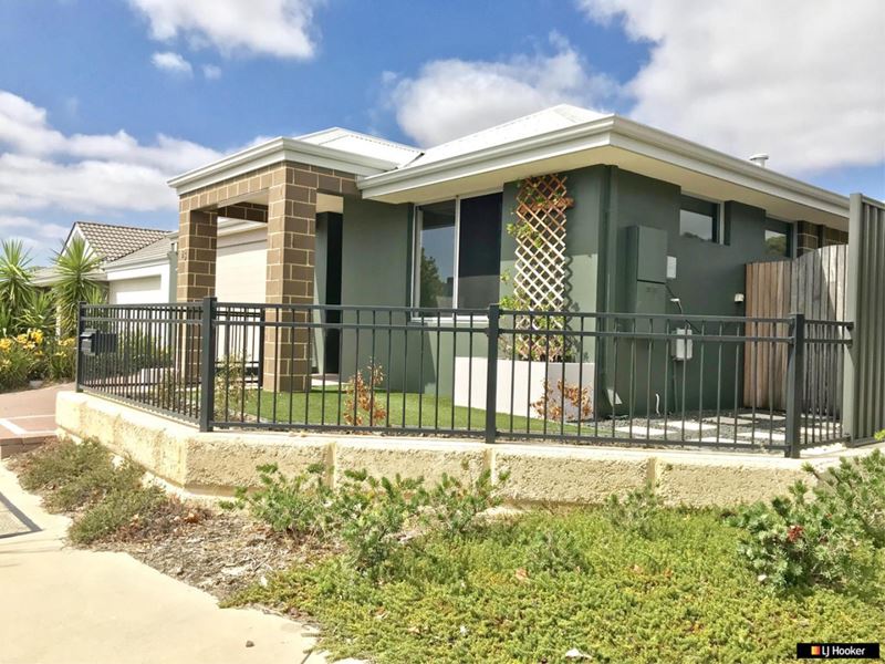 23 Torres Parade, Aveley