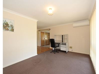 58 Luckhurst Drive, Mandurah WA 6210