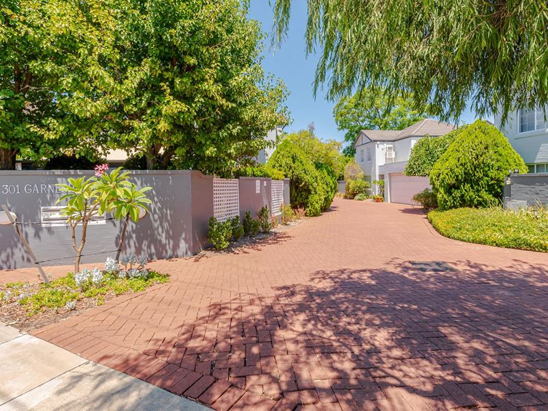 6/301 Mill Point Road, South Perth