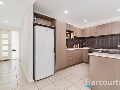 5 Tambelyn Street, Clarkson WA 6030