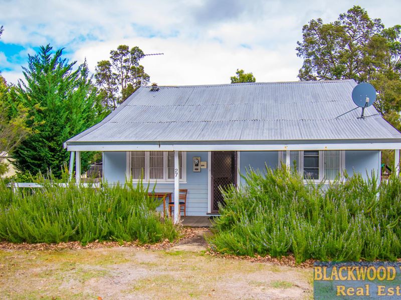 21 Throssell Street, North Greenbushes