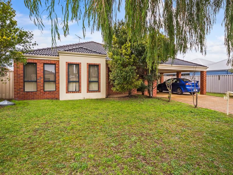 36 Chinchilla Parkway, Port Kennedy WA 6172