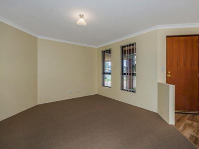 36 Chinchilla Parkway, Port Kennedy WA 6172
