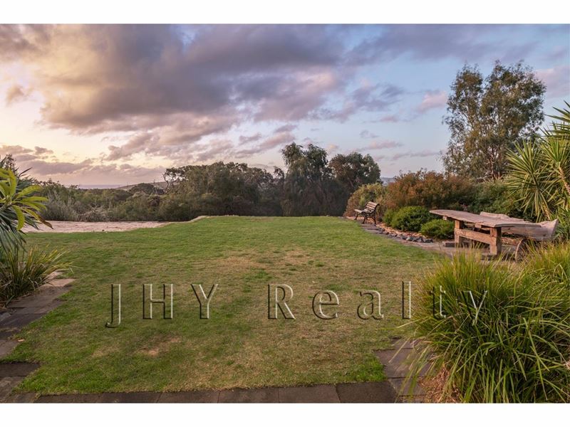 35 Sainsbury Loop, Yallingup