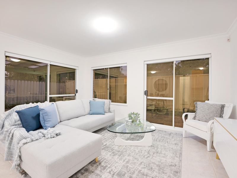 102D Sixth Avenue, Inglewood
