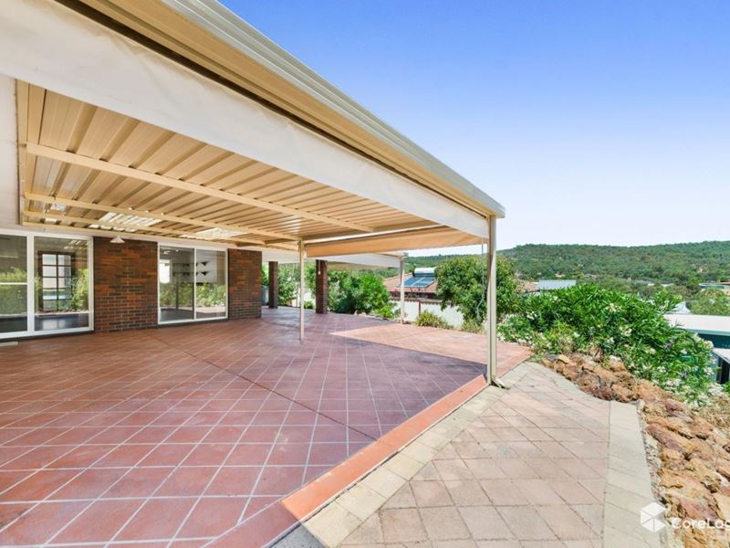 16 Angorra Road, Mount Nasura WA 6112