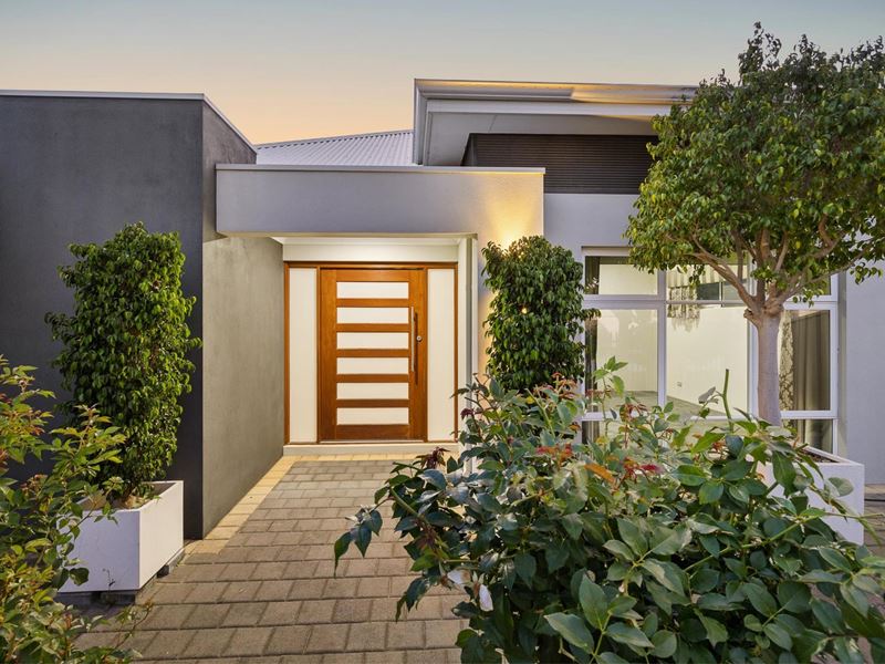 23 The Embankment, South Guildford
