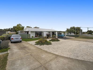 24A Janet Road, Safety Bay WA 6169