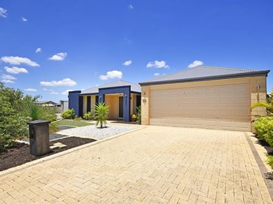 82 Lomas Circle, Ellenbrook WA 6069