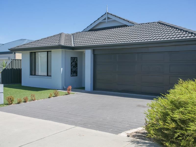 64 Glasshouse Drive, Banksia Grove