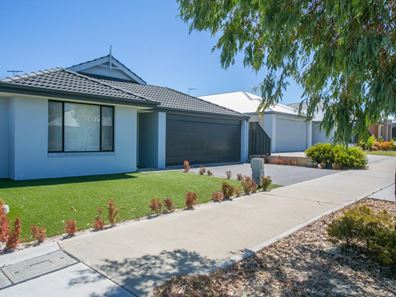 64 Glasshouse Drive, Banksia Grove WA 6031