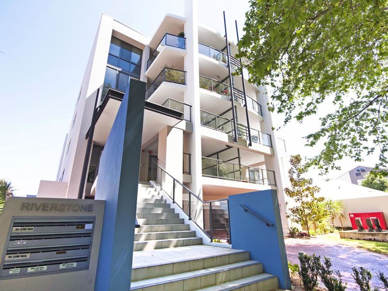 10/15 Stone Street, South Perth