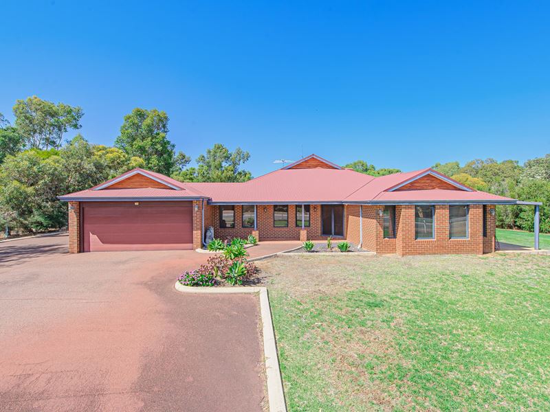 9 Ballagar Road, Byford WA 6122