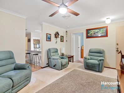 12 Gillen Place, Waikiki WA 6169