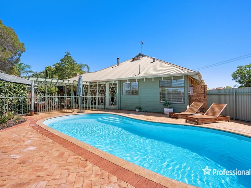 1 Littlewood Place, West Lamington