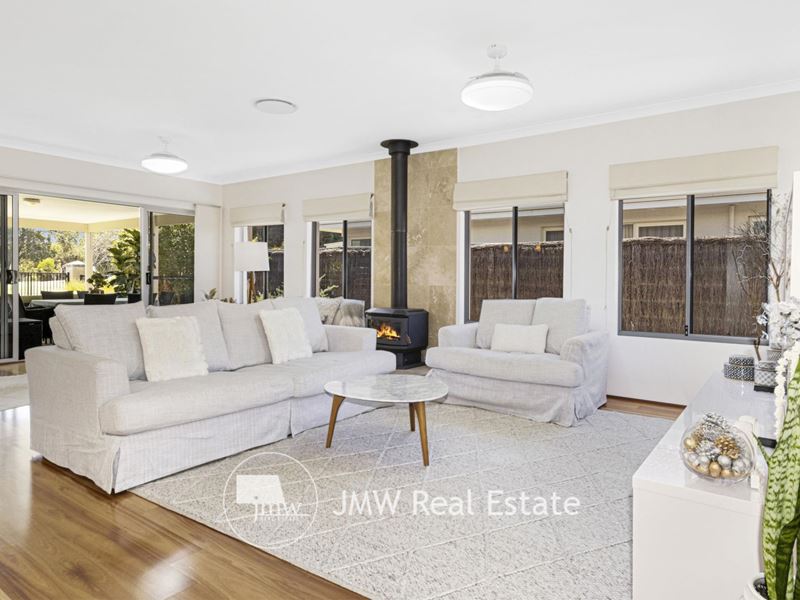 5 Oakmont Crescent, Dunsborough