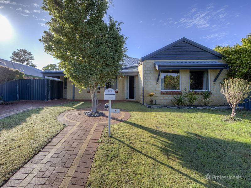 7 Winderie Crescent, Ellenbrook