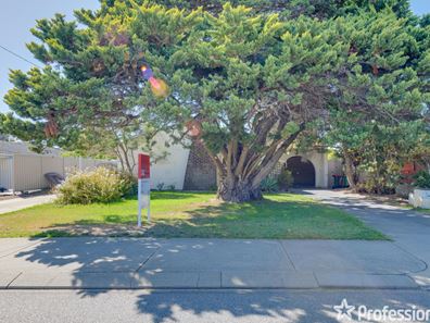 35 Fawdon Street, Safety Bay WA 6169