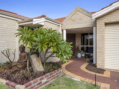 15 Alicante Mews, Secret Harbour WA 6173