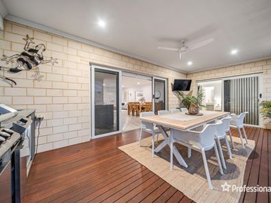 34 Farnborough Parkway, The Vines WA 6069