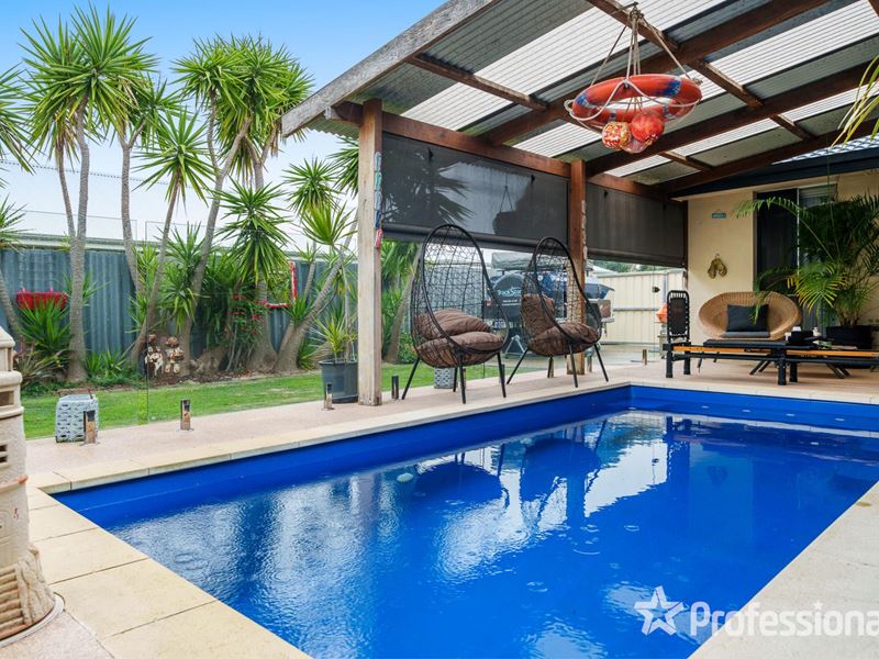 8 Hawley Place, Marangaroo