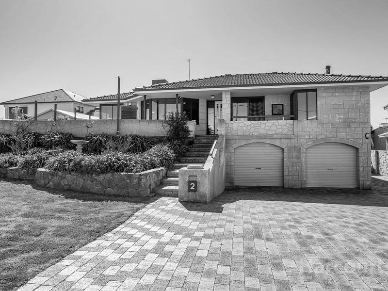 2 Priam Road, Silver Sands