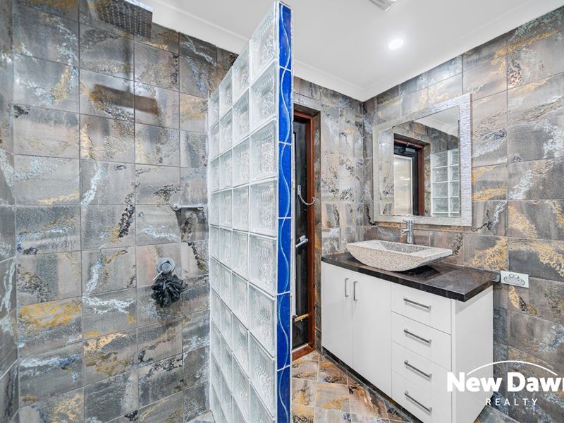 94 Vaucluse Crescent, Ellenbrook