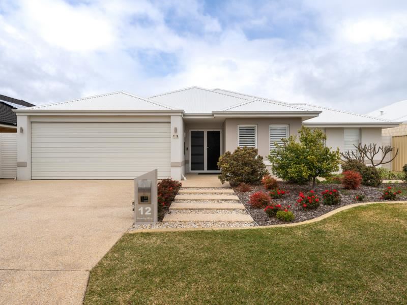 12 Hawley Way, Madora Bay WA 6210