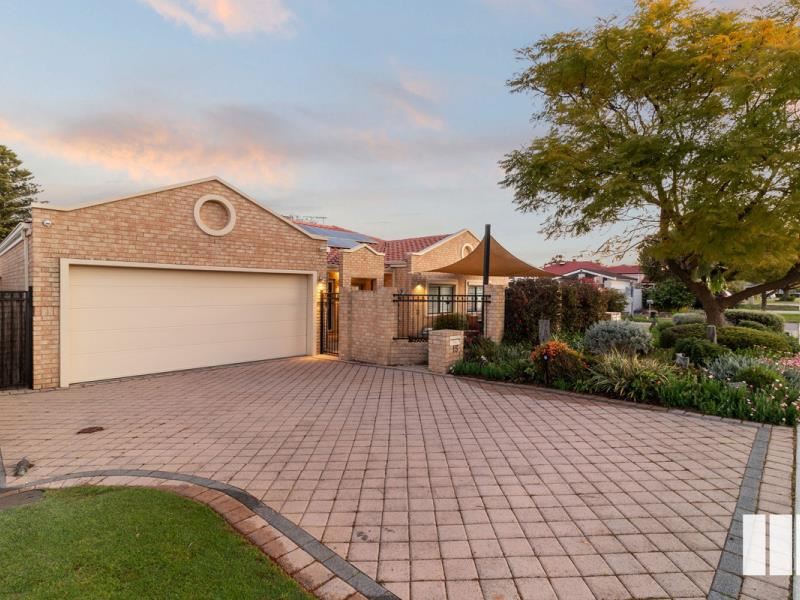1/15 Forward Street, Manning
