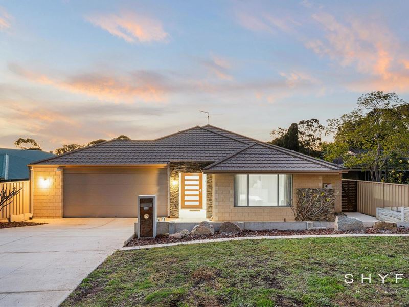 13 Dinsdale Place, Hamersley
