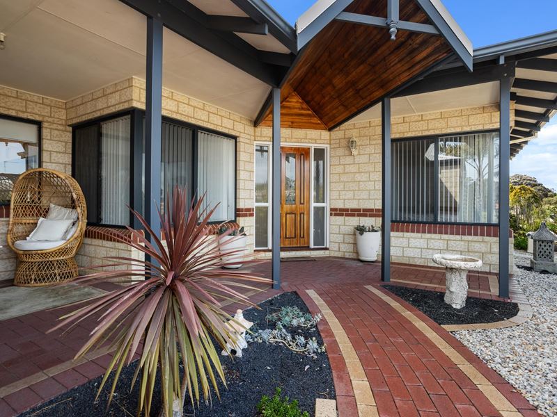 12 Slee Place, Withers WA 6230